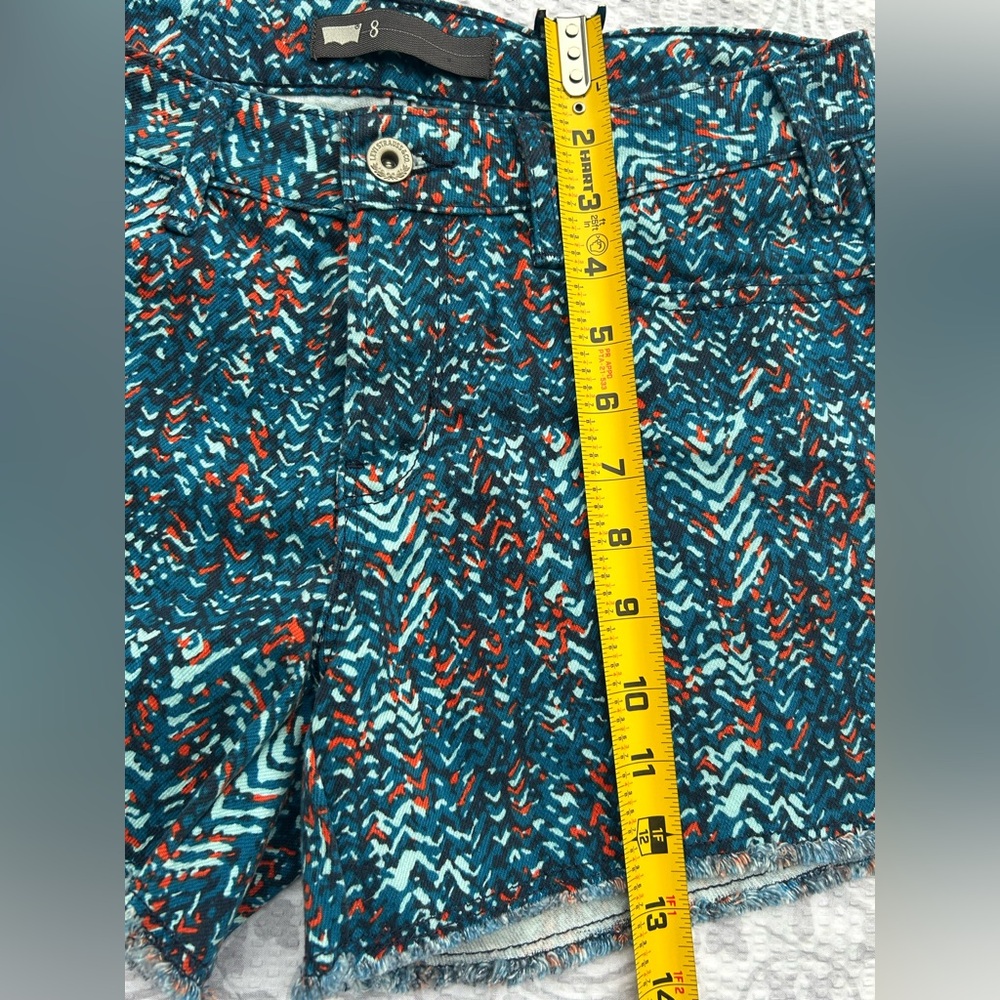 Levi's Artistic Blue and Red Jean Shorts - Picture 5 of 8